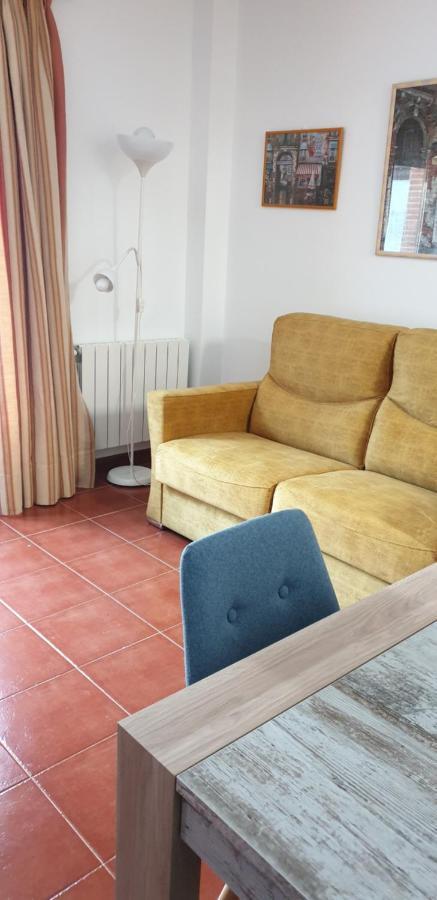 Ferienwohnung Paseo Del Saja I Y II Villanueva de la Peña Exterior foto